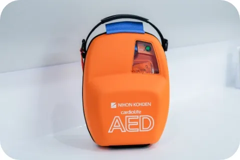 AED自動体外式除細動器